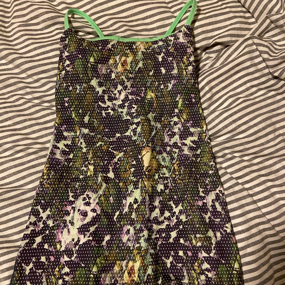 Lululemon tank top